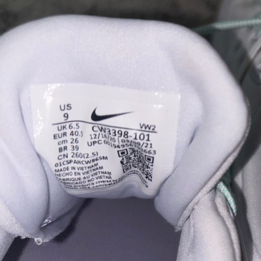 Nike Air Max Bella TR 5 Training Shoes Women’s Size 9.5 CW3981-101 (Worn 1x) - Picture 6 of 6